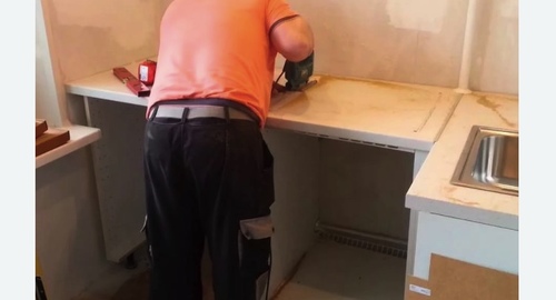Сборка кухонного гарнитура. Софрино
